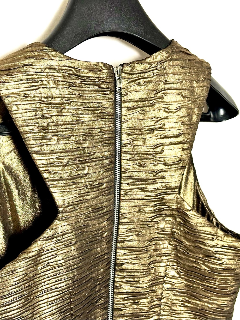 Torn by Ronny Kobo Metallic Gold Bronze Sleeveless Top w/Back Zip Size Large - Picture 6 of 8